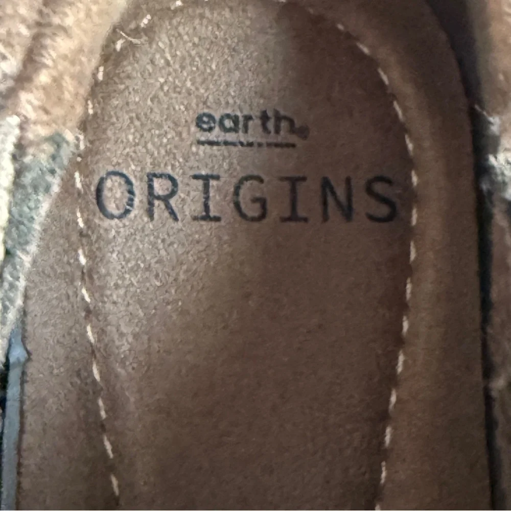 Earth Originals Dayana Women’s Brown Slip-on Boots Faux Suede Size 6.5